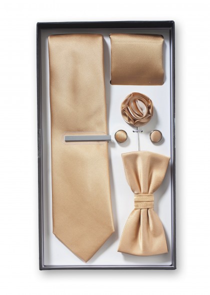 Geschenk-Set aus dem gleichen Stoff und Farbe