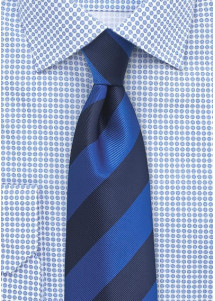 Krawatte Streifenmuster blau navyblau